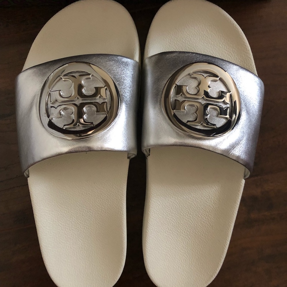 Tory Burch Silver slides